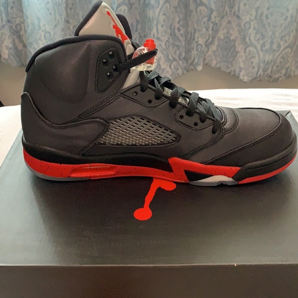 Authentic! Jordan 5 Retro Satin Bred-Mens Size 11 - Picture 9 of 9